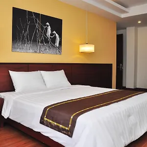 Hotel Golden Summer